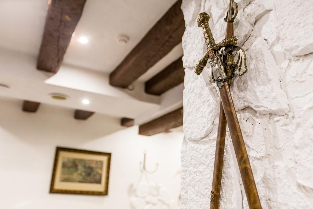 שצ'צ'ין Hotel Rycerski מראה חיצוני תמונה