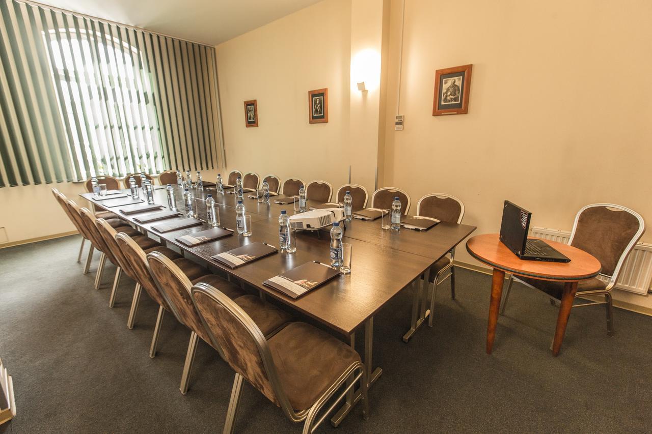 שצ'צ'ין Hotel Rycerski מראה חיצוני תמונה
