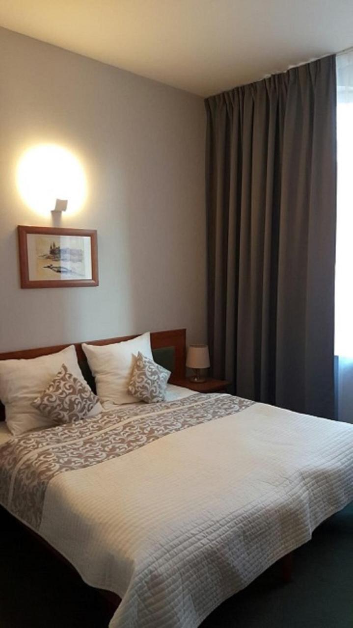 שצ'צ'ין Hotel Rycerski מראה חיצוני תמונה