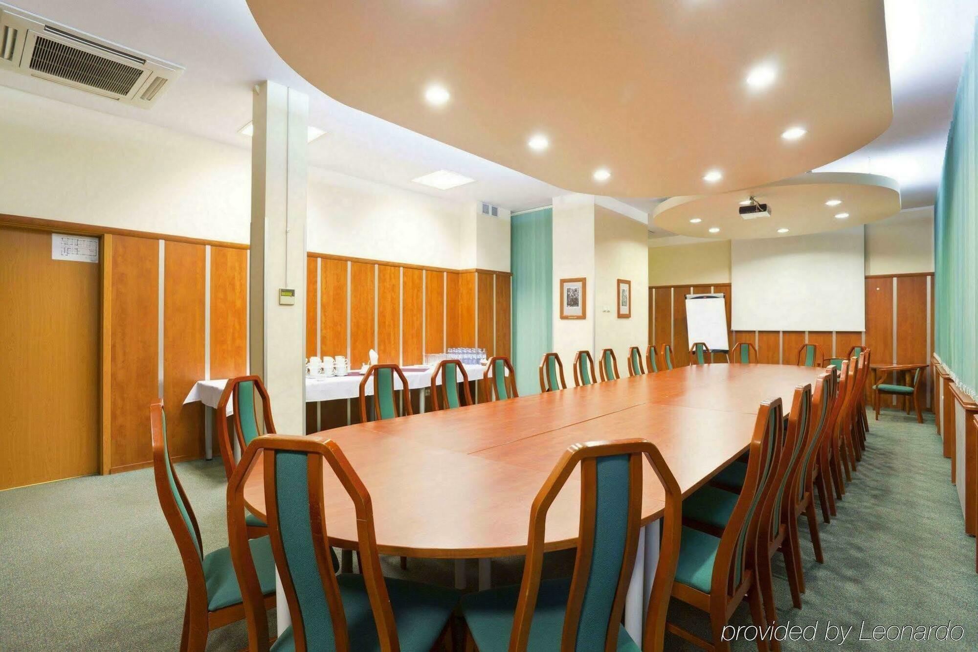 שצ'צ'ין Hotel Rycerski עסק תמונה